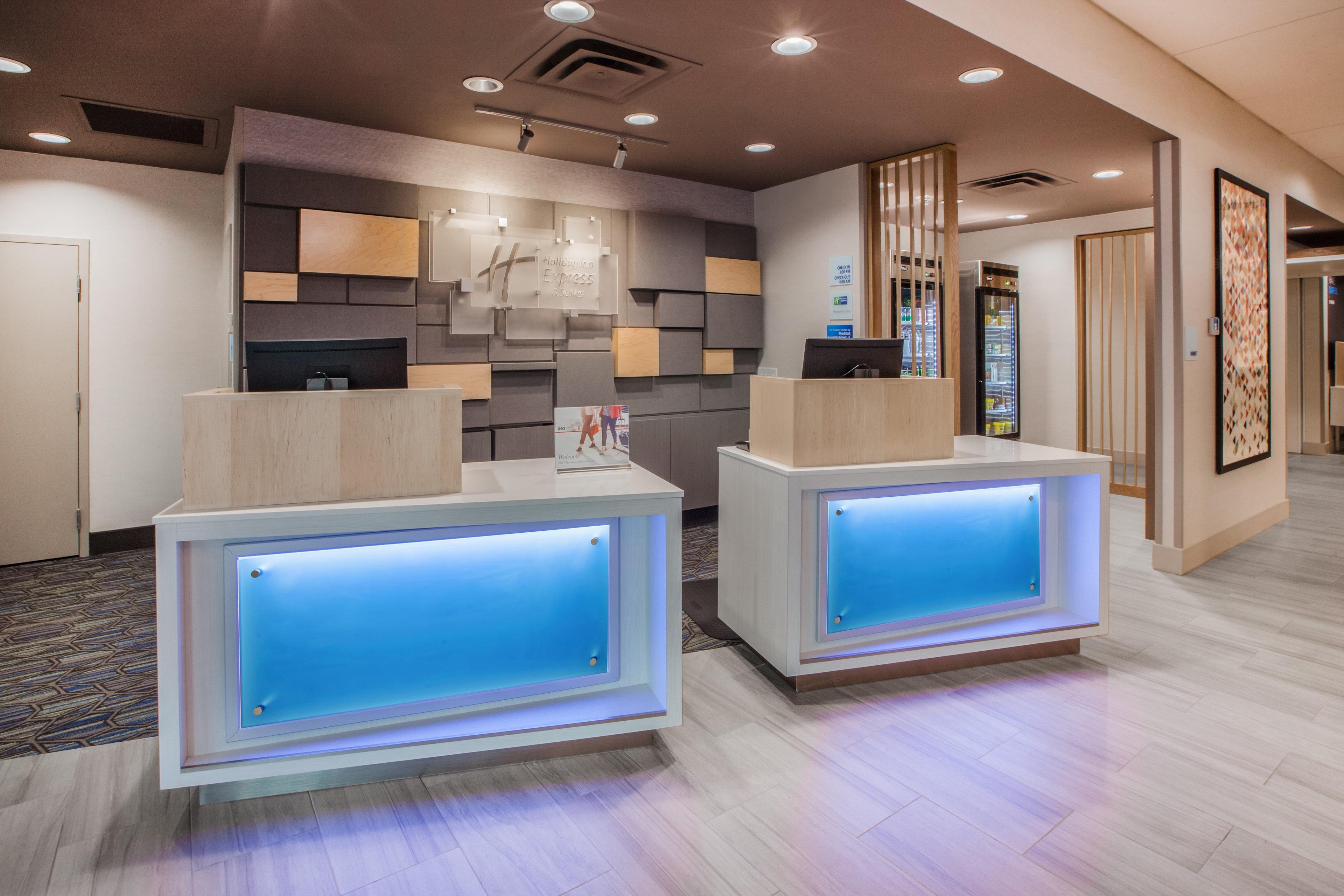 Holiday Inn Express & Suites - Kingfisher, An Ihg Hotel Eksteriør bilde